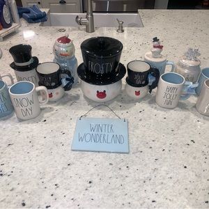 Rae Dunn Frosty the snowman/let it snow winter wonderland large set-